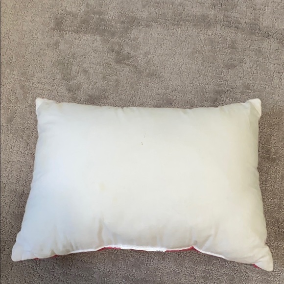 throw pillow - Picture 2 of 2